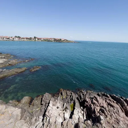 Apartment With Sea View Sosopol
