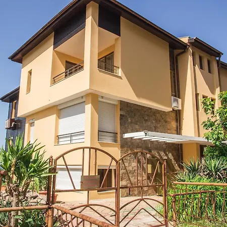 Apartment With Sea View Sosopol