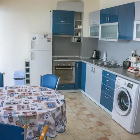Apartment With Sea View
